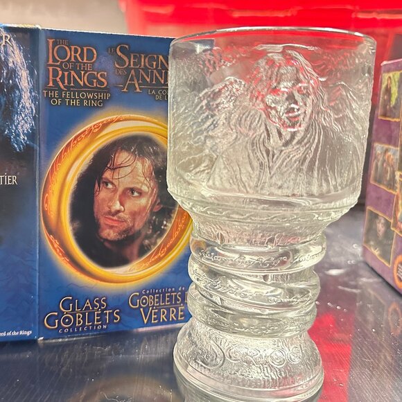 Lord of the Rings “Fellowship of the Ring” Collector Glass Goblets Complete Set - Picture 4 of 5